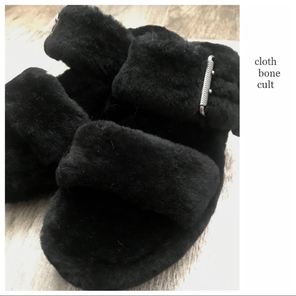 ✨New✨ UGG Black Fuzz Yeah Birkenstock-Style SLIDES - Picture 16 of 16
